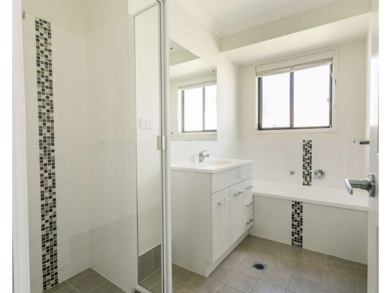 7 Berthun Street, Emerald QLD 4720