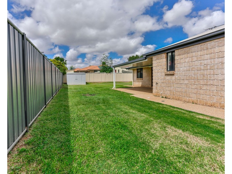 7 Berthun Street, Emerald QLD 4720