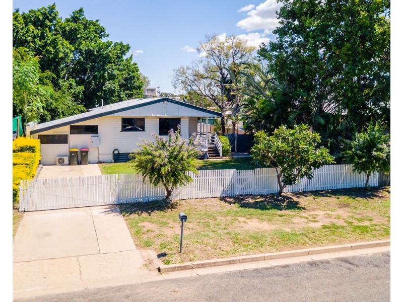 9 Zircon Avenue, Emerald QLD 4720