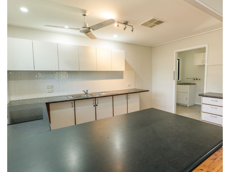 9 Zircon Avenue, Emerald QLD 4720