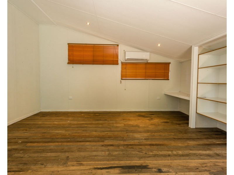 9 Zircon Avenue, Emerald QLD 4720