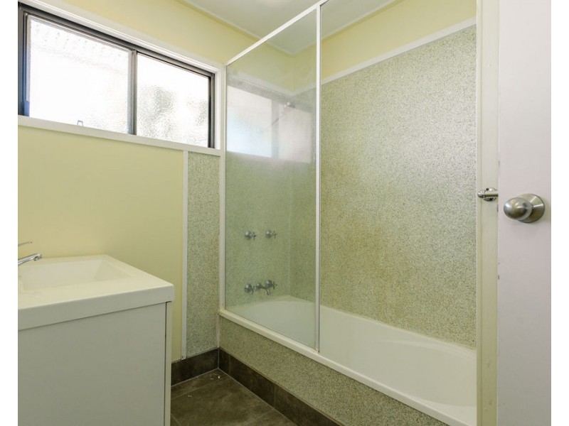 9 Zircon Avenue, Emerald QLD 4720