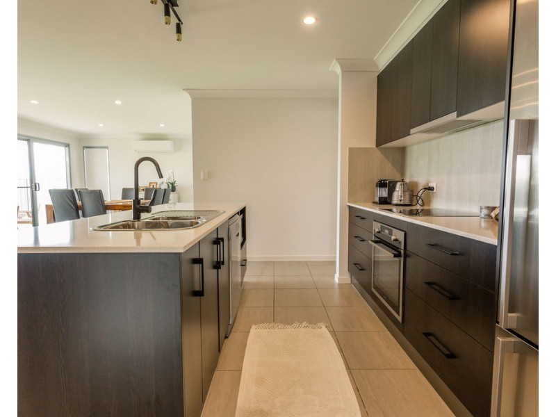 19 Flemington Road, Emerald QLD 4720