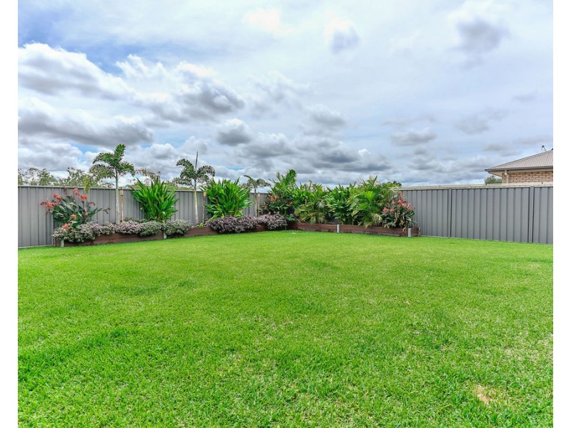 19 Flemington Road, Emerald QLD 4720