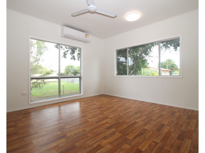 22 Centenary Drive, Emerald QLD 4720