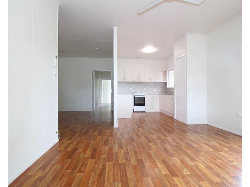 22 Centenary Drive, Emerald QLD 4720