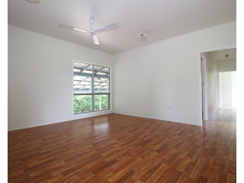 22 Centenary Drive, Emerald QLD 4720