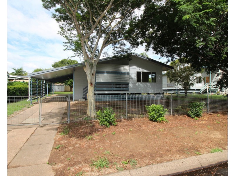 22 Centenary Drive, Emerald QLD 4720