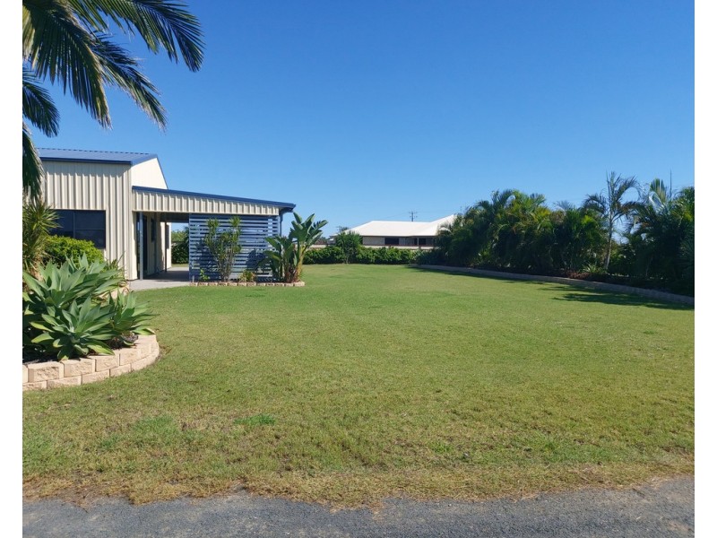 9 Bottle Tree Road, Emerald QLD 4720