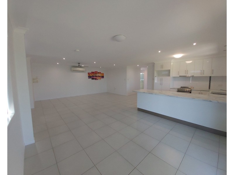 9 Bottle Tree Road, Emerald QLD 4720