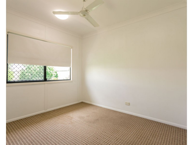 17 Glovar Street, Emerald QLD 4720