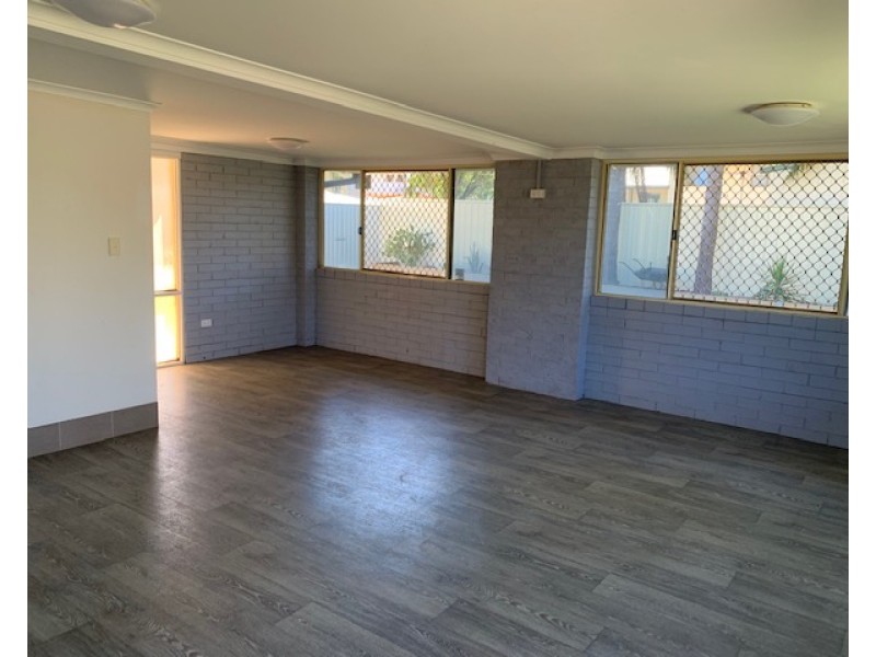 17 Morse Street, Emerald QLD 4720