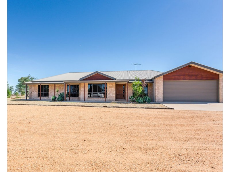332 Glengallan Road, Emerald QLD 4720