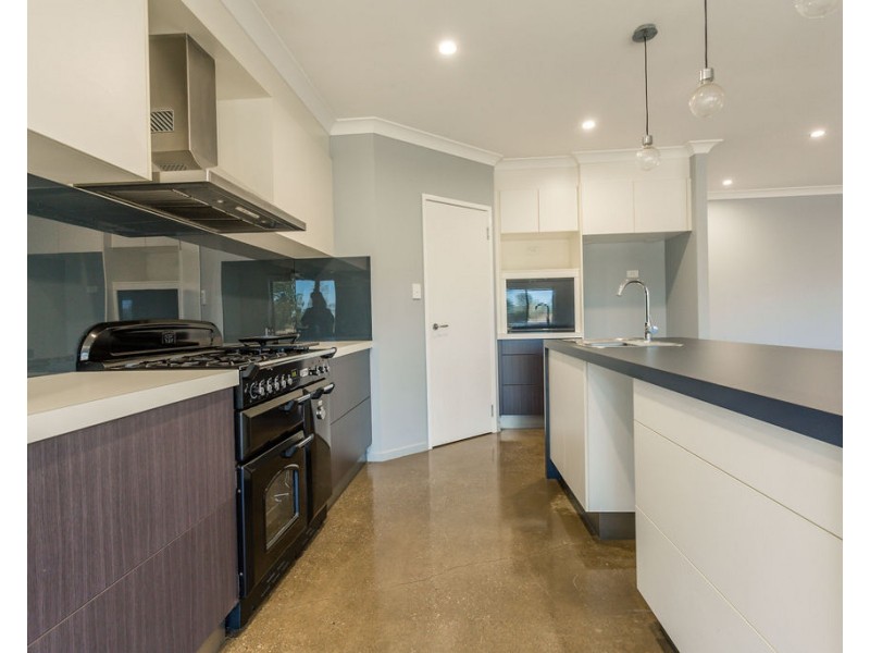 332 Glengallan Road, Emerald QLD 4720