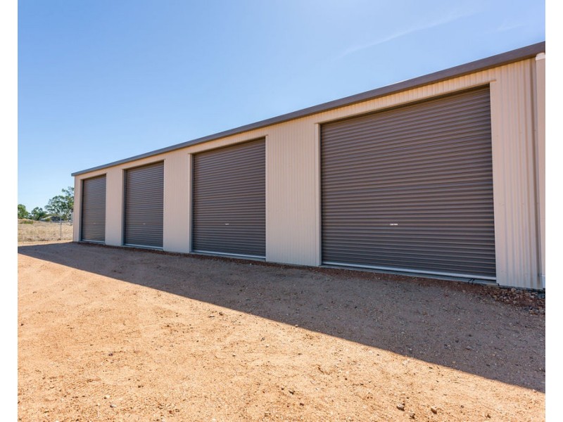 332 Glengallan Road, Emerald QLD 4720