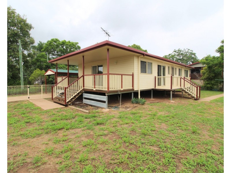 15 Gray Street, Emerald QLD 4720