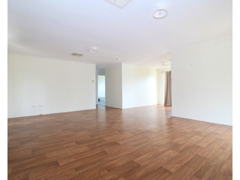 15 Gray Street, Emerald QLD 4720