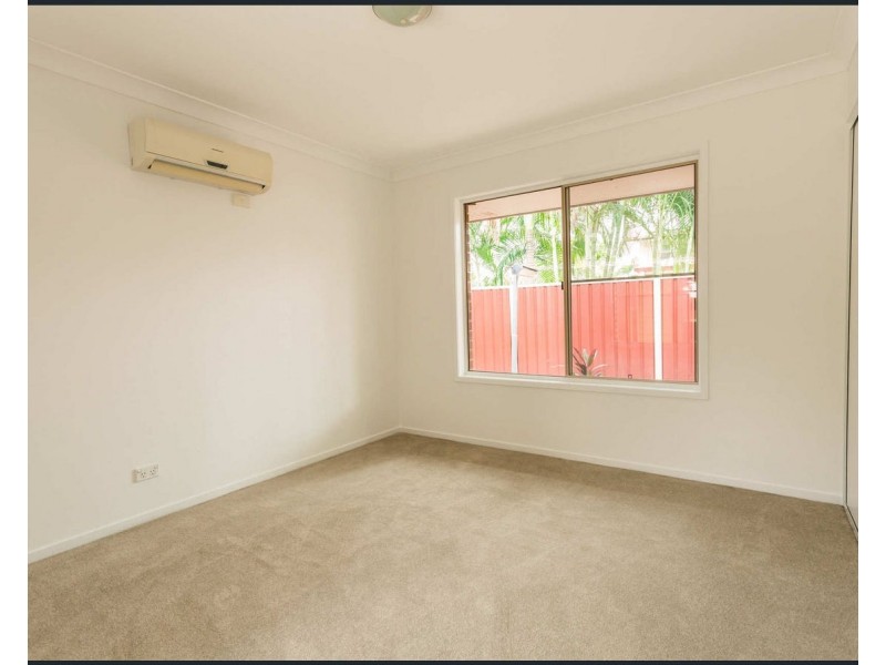 10 Jacqueline Drive, Emerald QLD 4720