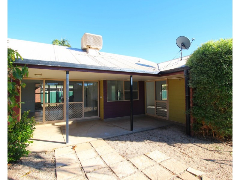 10 Jacqueline Drive, Emerald QLD 4720