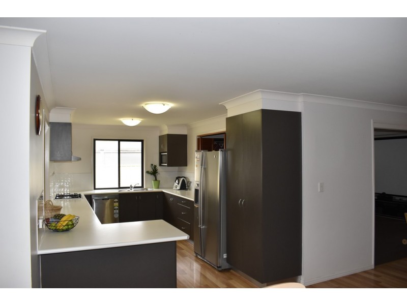 34 Berthun Street, Emerald QLD 4720