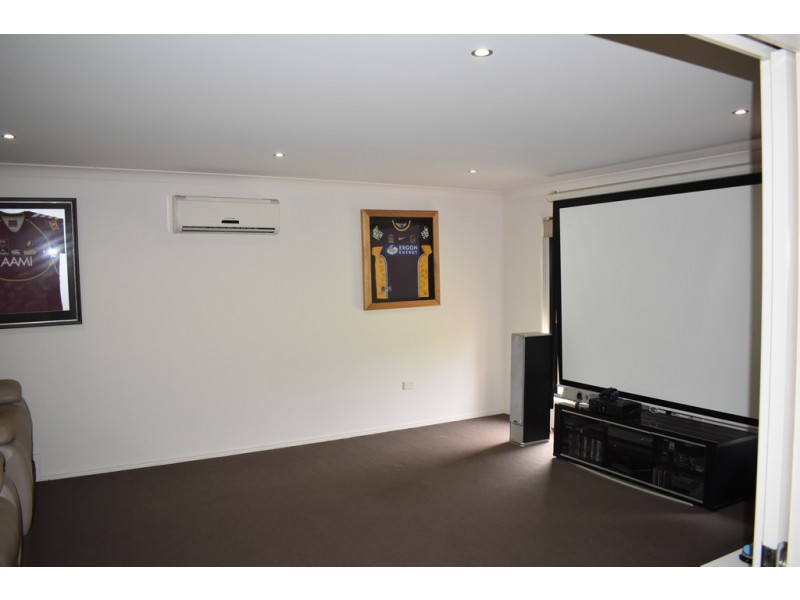 34 Berthun Street, Emerald QLD 4720