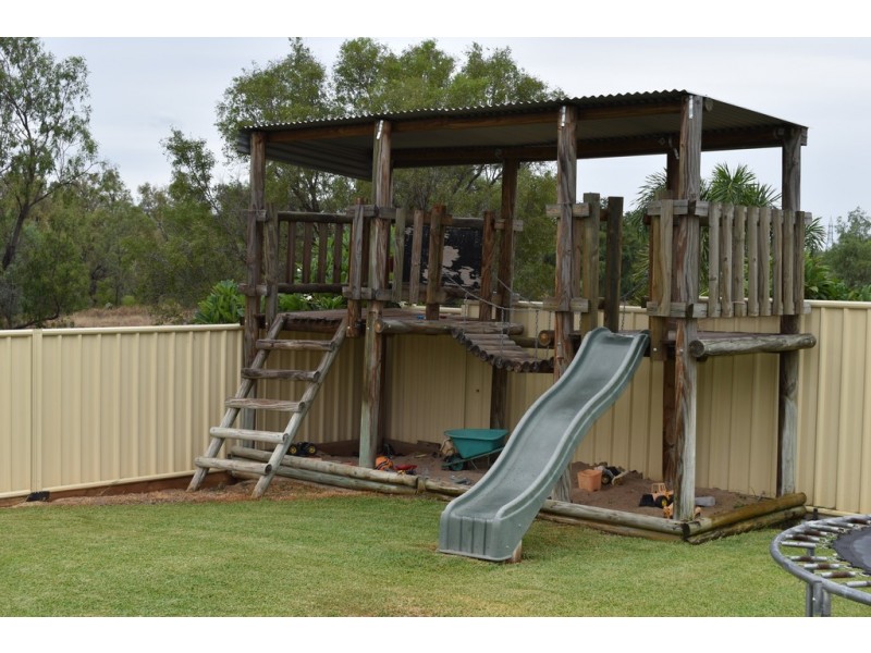 34 Berthun Street, Emerald QLD 4720