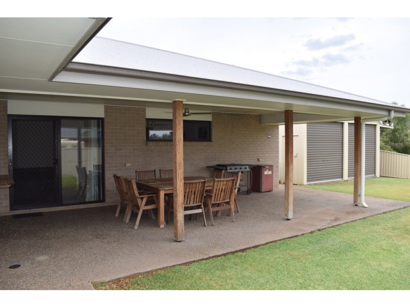 34 Berthun Street, Emerald QLD 4720