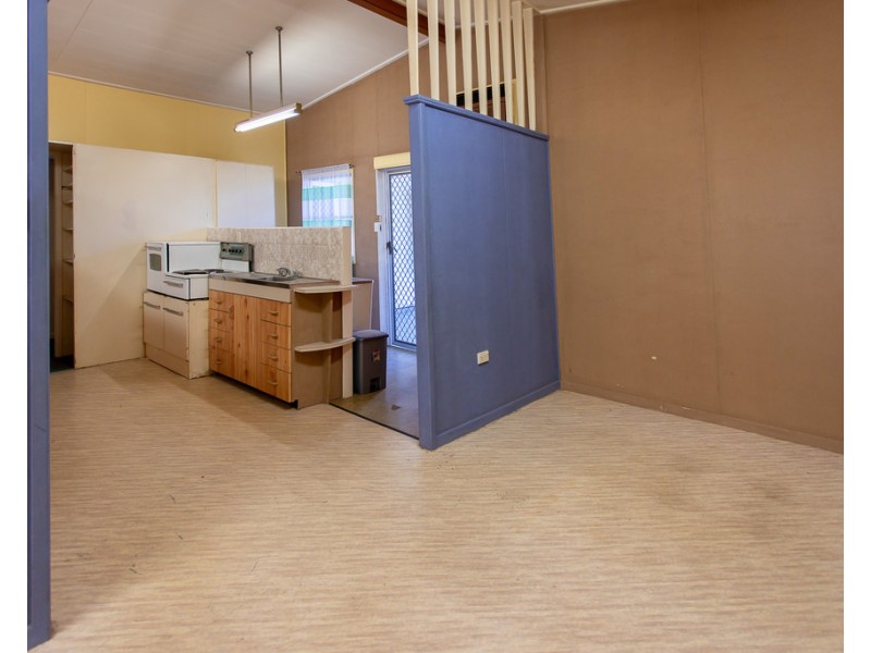 12 Yamala Street, Emerald QLD 4720