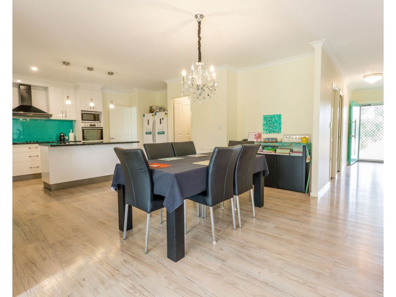 162 Chudleigh Drive, Emerald QLD 4720