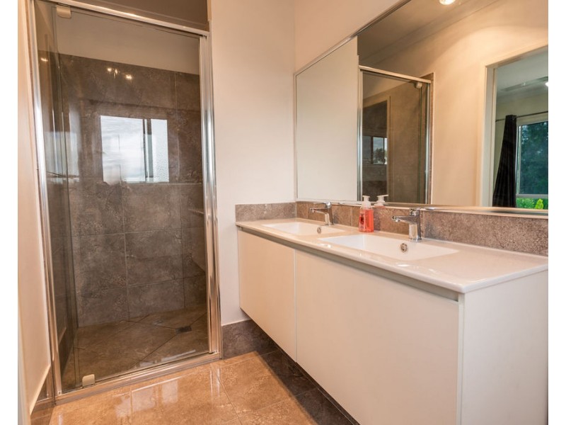 162 Chudleigh Drive, Emerald QLD 4720