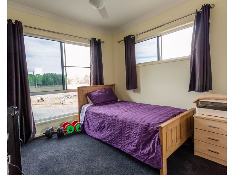 162 Chudleigh Drive, Emerald QLD 4720
