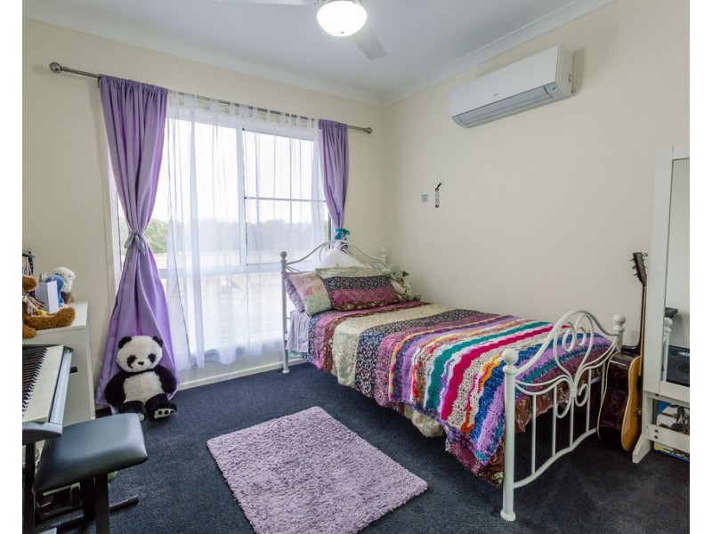 162 Chudleigh Drive, Emerald QLD 4720