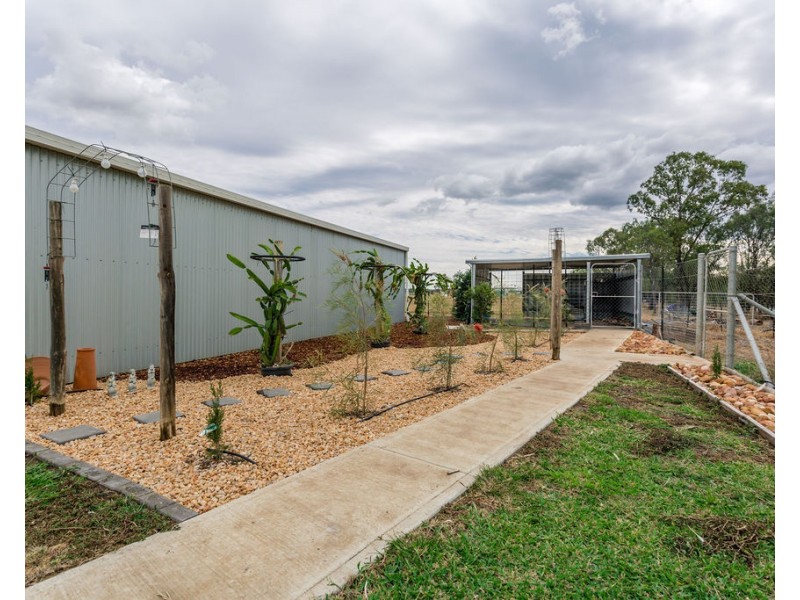 162 Chudleigh Drive, Emerald QLD 4720
