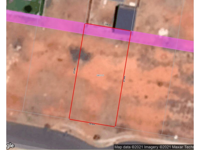 30 Canterbury Road, Emerald QLD 4720