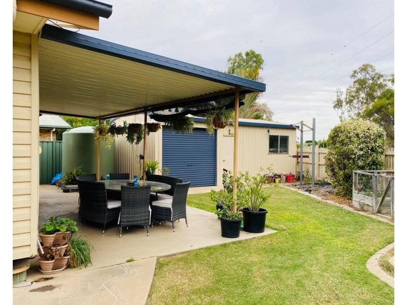 23 Statesman Drive, Emerald QLD 4720