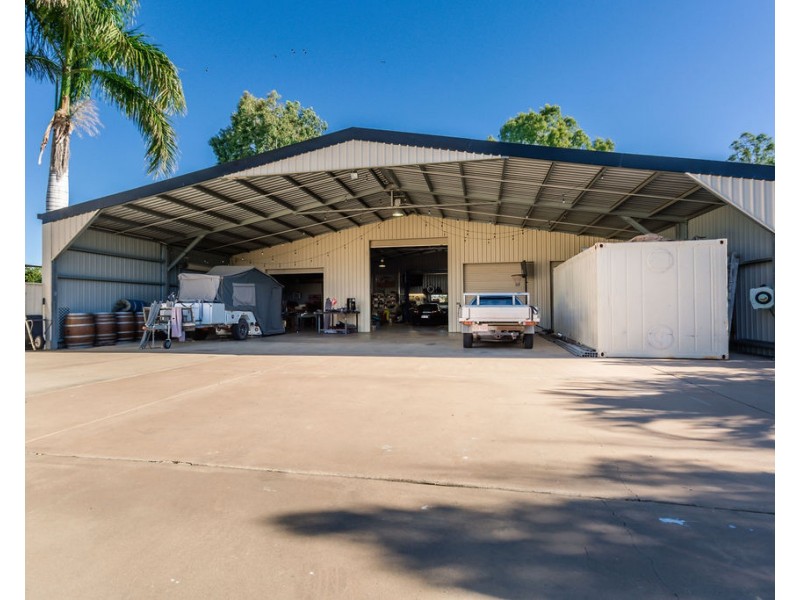 21 Russ Layton Drive, Emerald QLD 4720