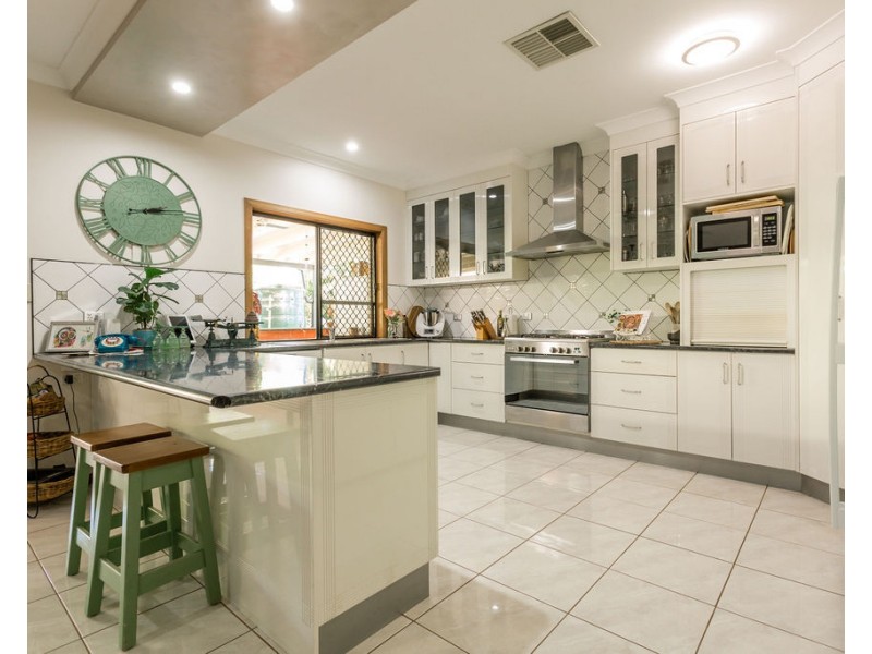 21 Russ Layton Drive, Emerald QLD 4720