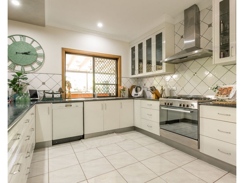 21 Russ Layton Drive, Emerald QLD 4720