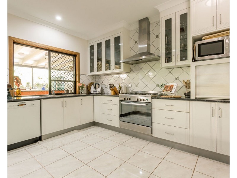 21 Russ Layton Drive, Emerald QLD 4720