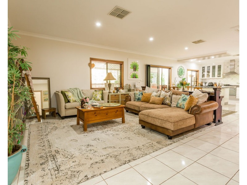 21 Russ Layton Drive, Emerald QLD 4720