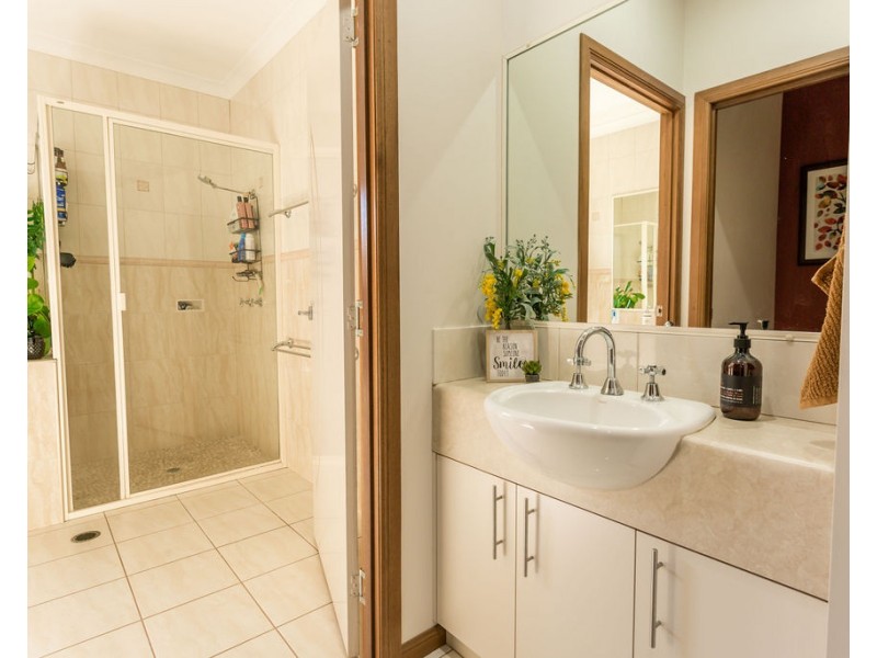 21 Russ Layton Drive, Emerald QLD 4720