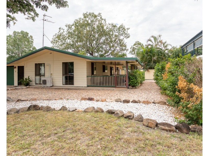 9 Suncross Place, Emerald QLD 4720