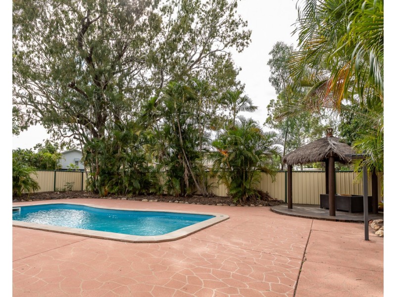 9 Suncross Place, Emerald QLD 4720
