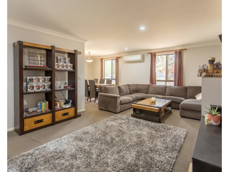 9 Suncross Place, Emerald QLD 4720