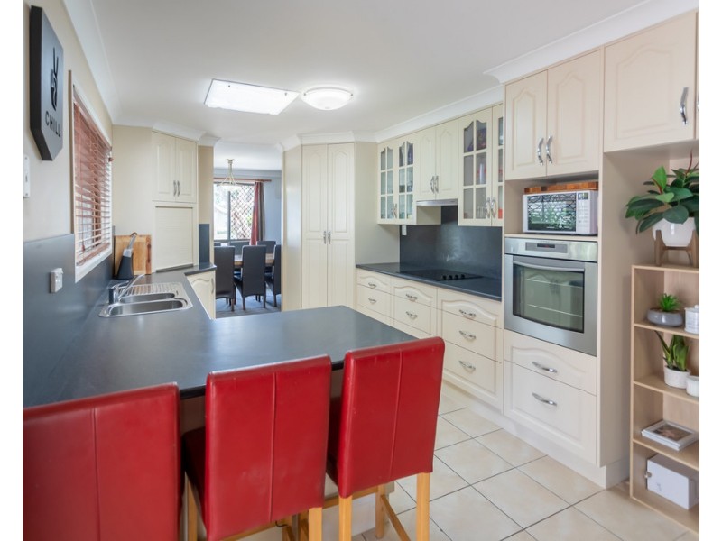 9 Suncross Place, Emerald QLD 4720