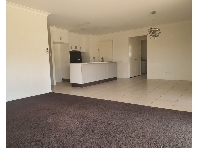 40 Kassidy Drive, Emerald QLD 4720