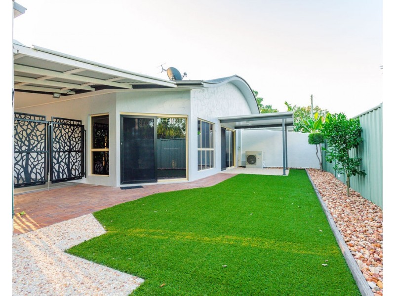 2/9 Aid Street, Emerald QLD 4720