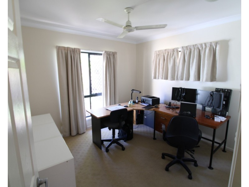 31 Callaghan Street, Emerald QLD 4720