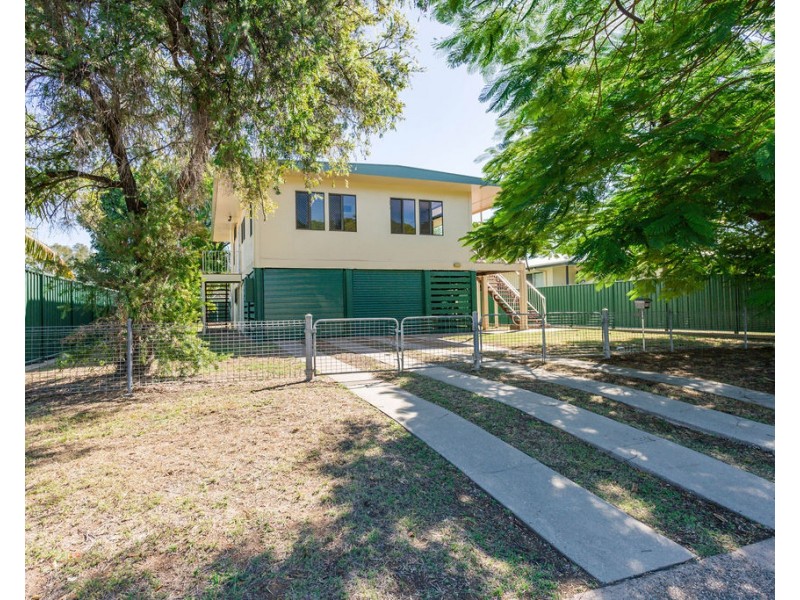 13 Diamond Avenue, Emerald QLD 4720