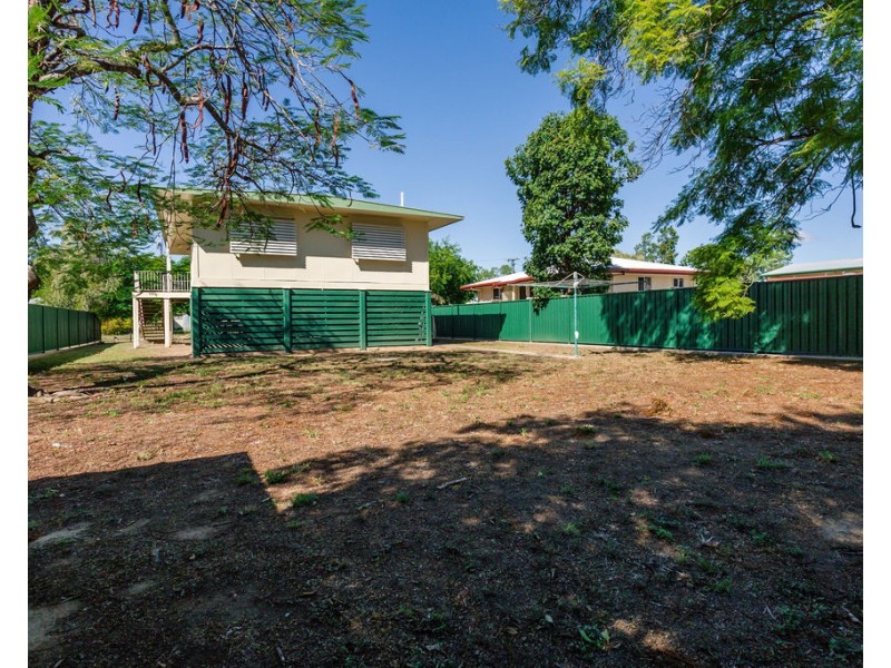 13 Diamond Avenue, Emerald QLD 4720